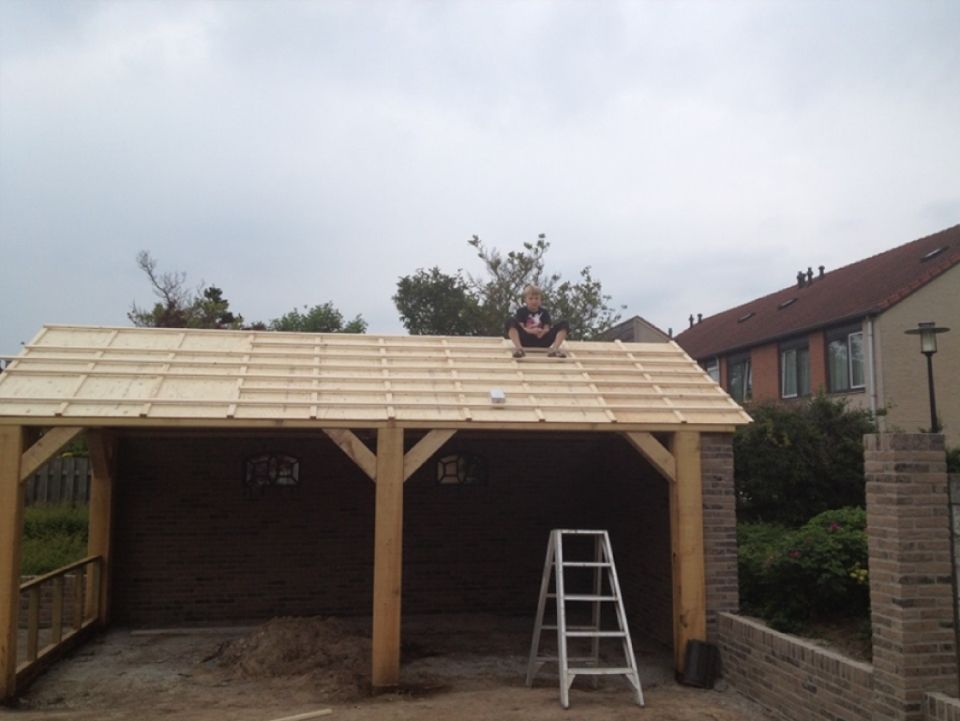 Bouw overkapping huis